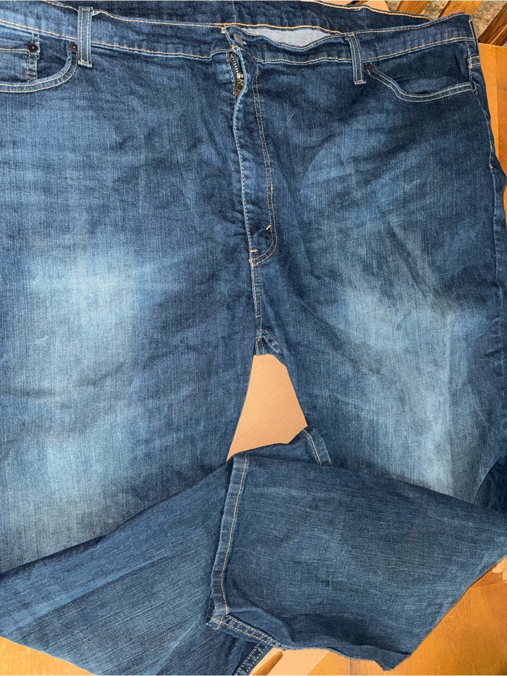 Levi’s 592 men’s jeans size 54x32 A33
